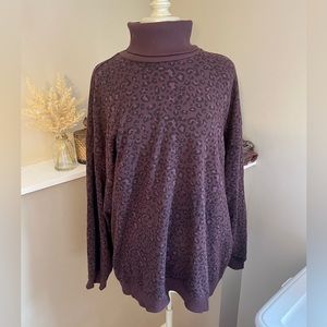 American Eagle Oversized Turtleneck Sweatshirt